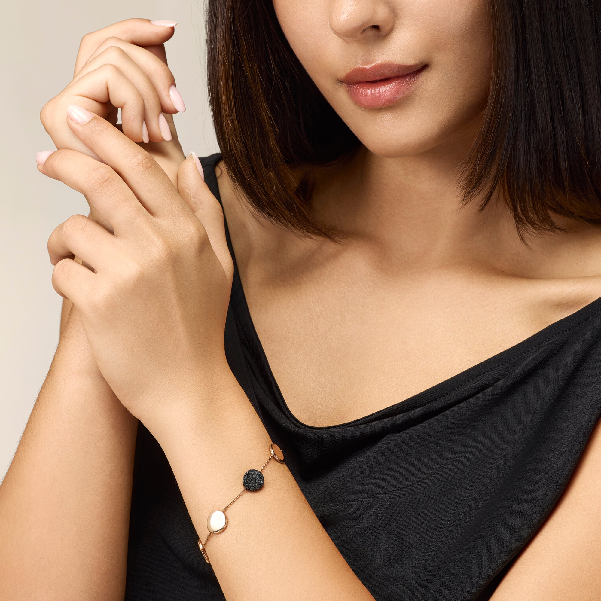 ROSE GOLD BRACELET WITH BLACK DIAMONDS