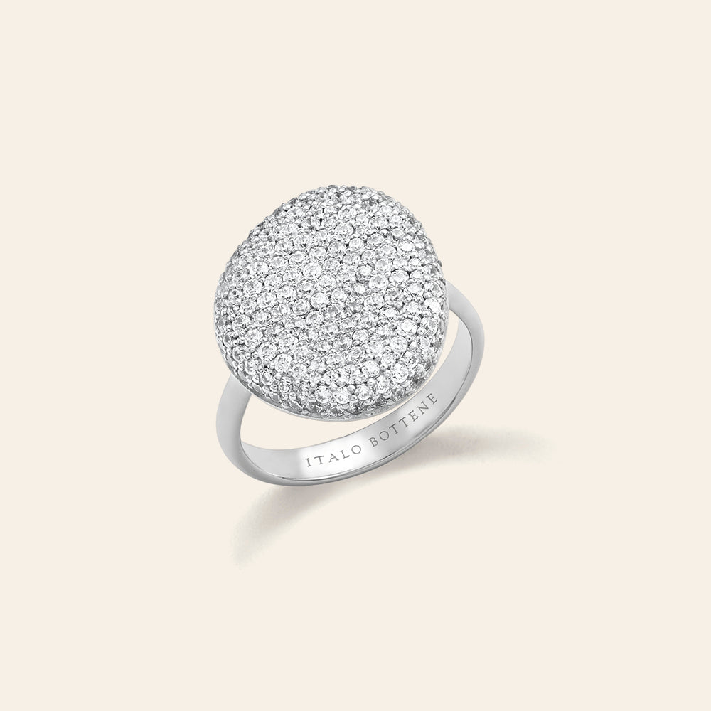 WHITE GOLD RING WITH CENTRAL PAVÉ DIAMONDS