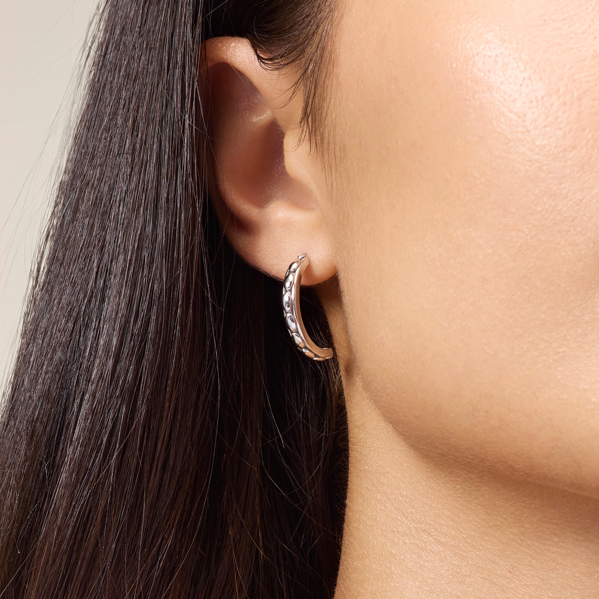 SMALL WHITE GOLD CRESCENT EARRINGS