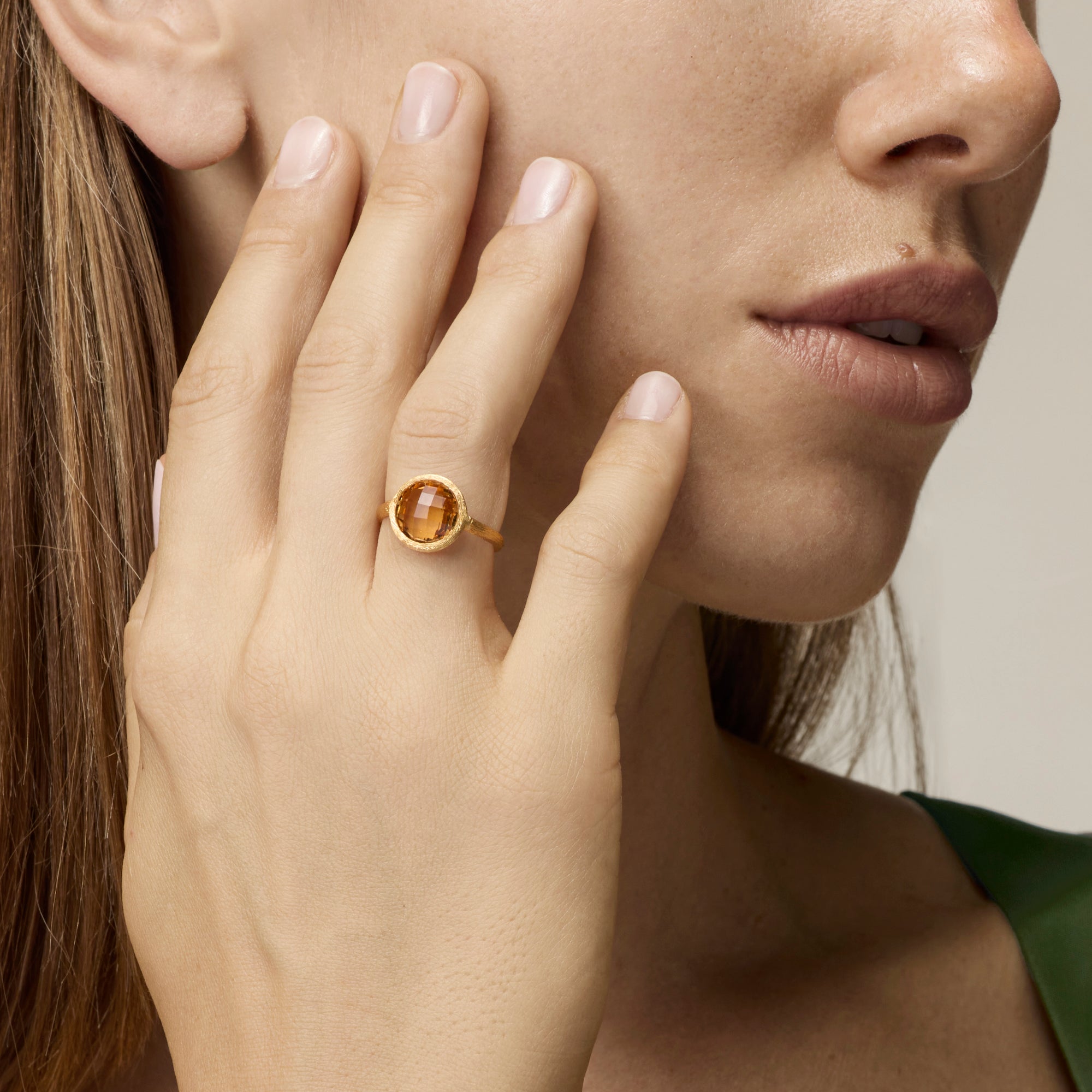 MEDIUM YELLOW GOLD RING WITH CITRINE
