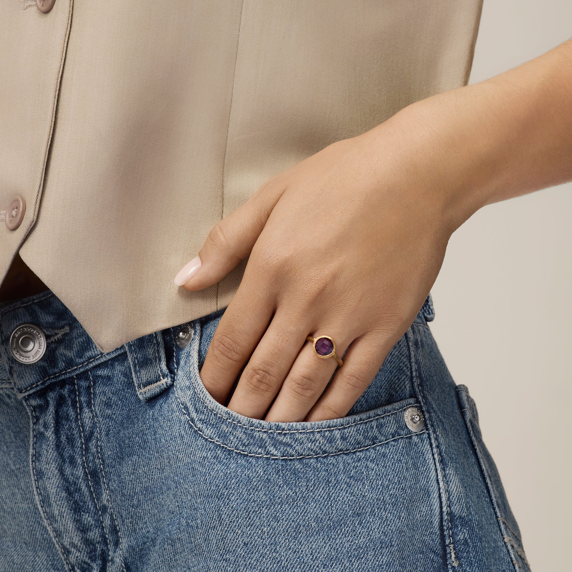 ANELLO ORO GIALLO E AMETISTA, MODELLO PICCOLO