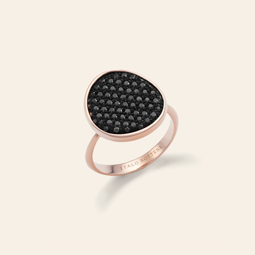 ROSE GOLD RING WITH BLACK DIAMONDS