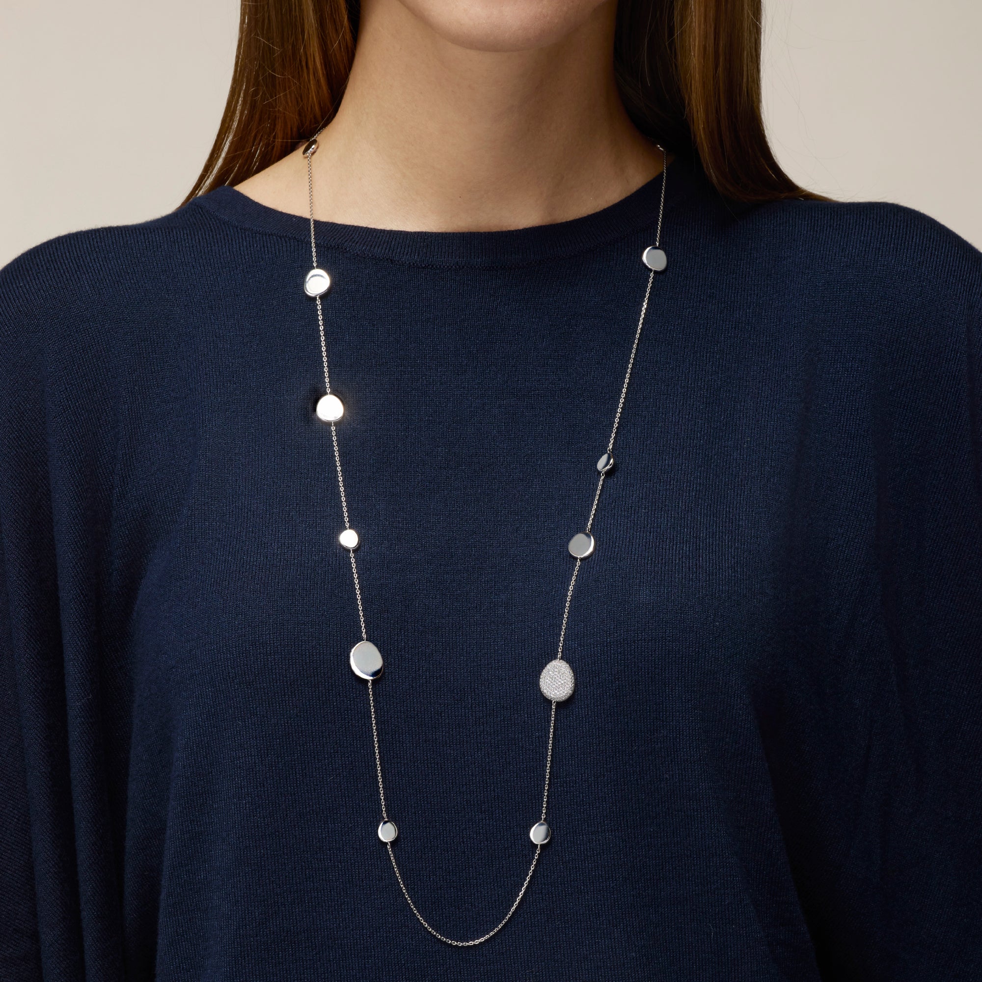 WHITE GOLD SAUTOIR NECKLACE WITH DIAMONDS