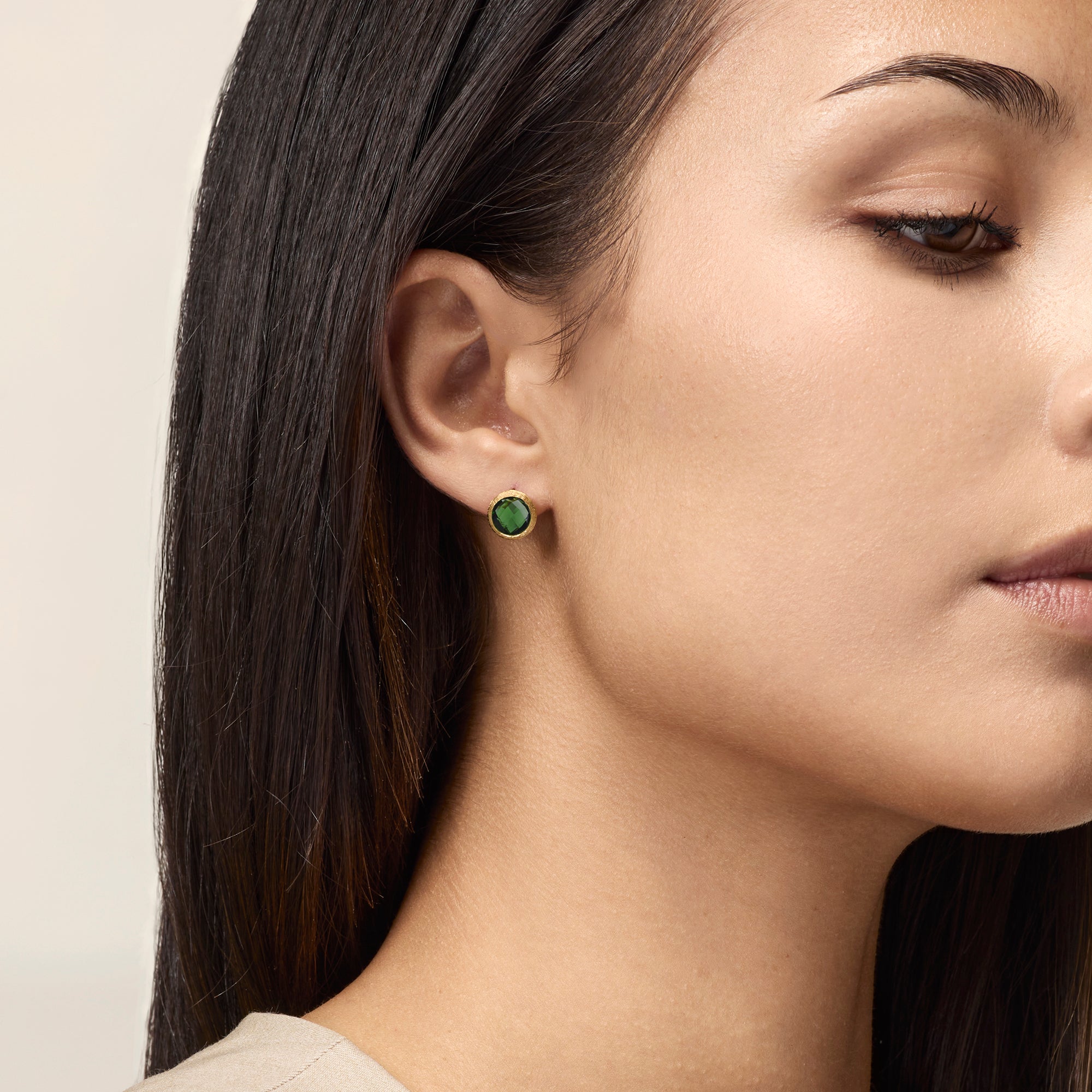YELLOW GOLD STUD EARRINGS WITH GREEN TOURMALINES