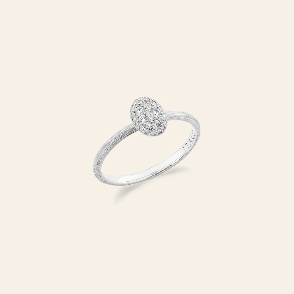 SMALL WHITE GOLD RING WITH OVAL PAVÉ DIAMONDS