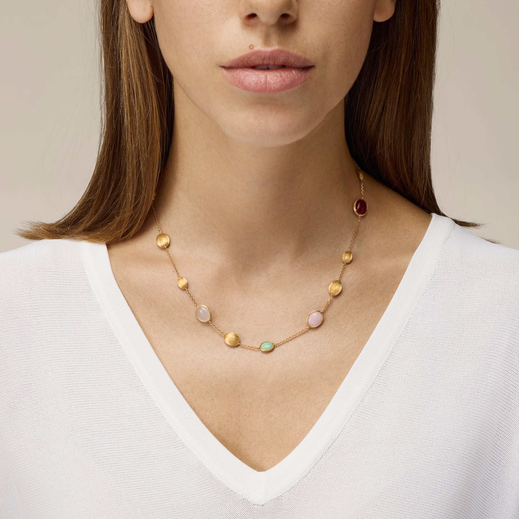 YELLOW GOLD NECKLACE WITH MIXED OPALS AND NATURAL STONES