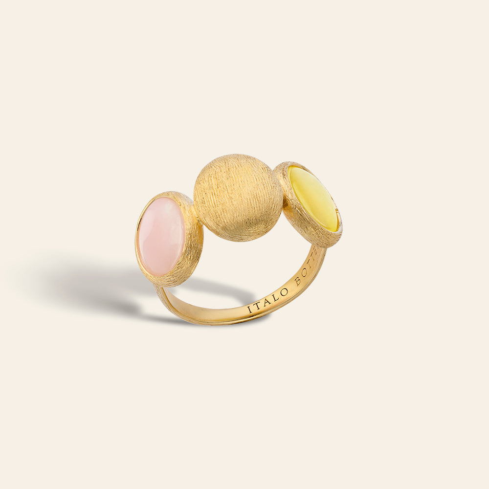 YELLOW GOLD TRILOGY RING WITH NATURAL STONES